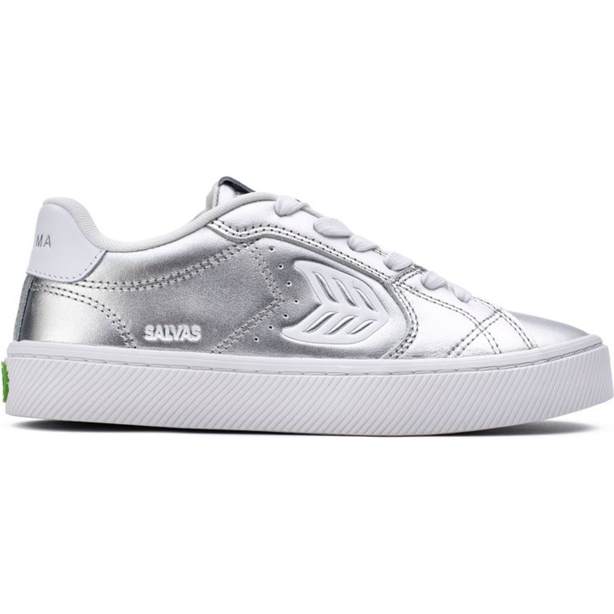Schimmernde Sneaker aus Metallic-Leder