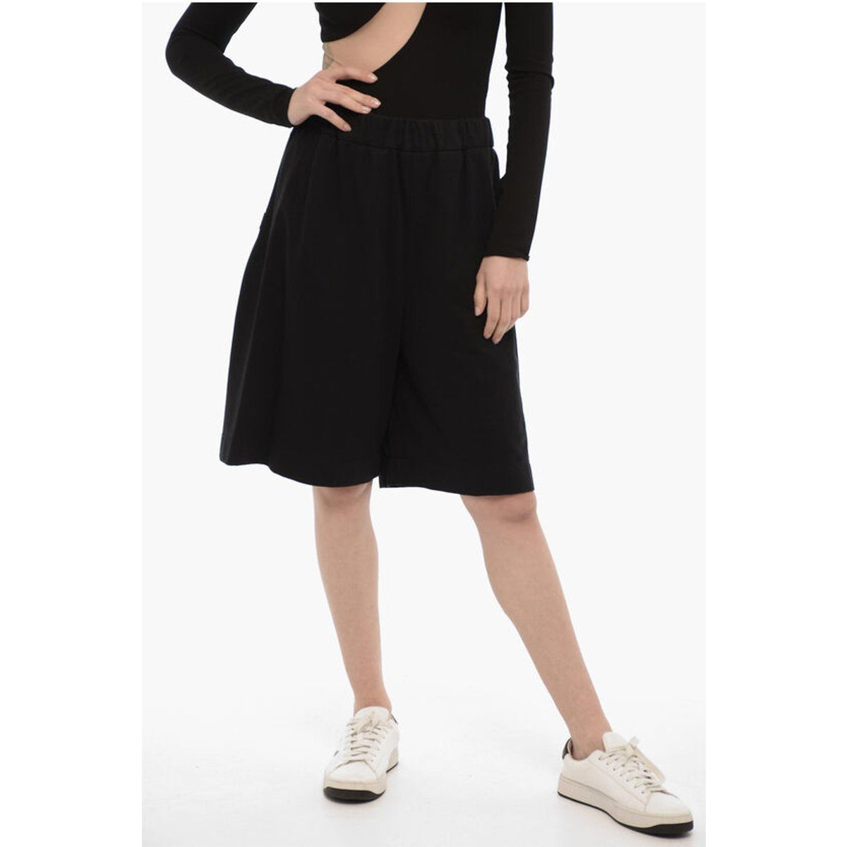 Lässige weit geschnittene Logo-Shorts
