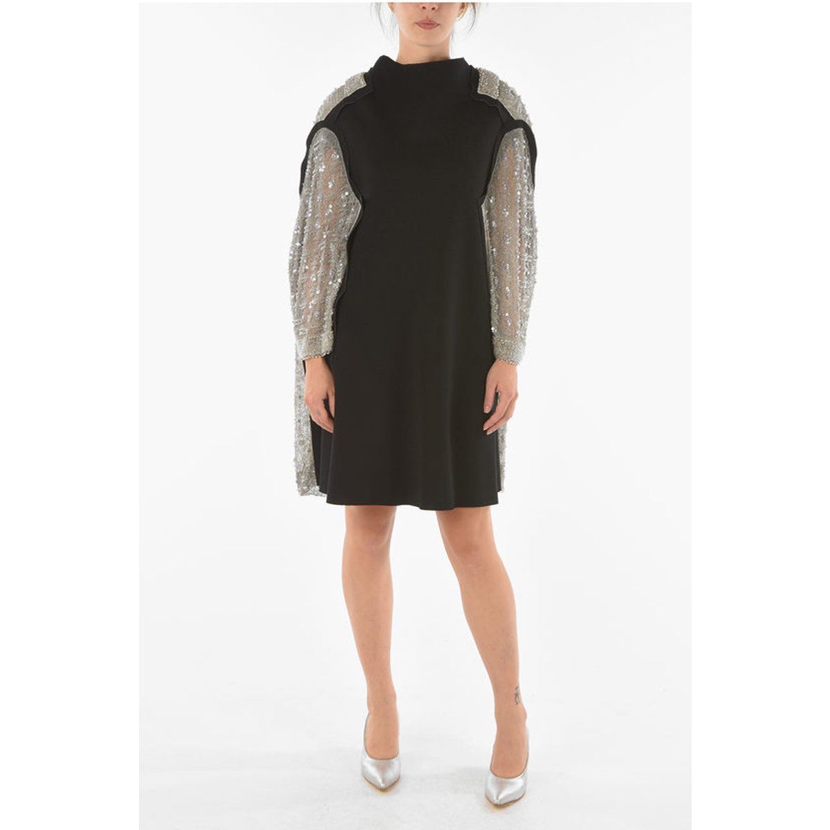 Pailletten-Midikleid mit auffälliger Rückseite