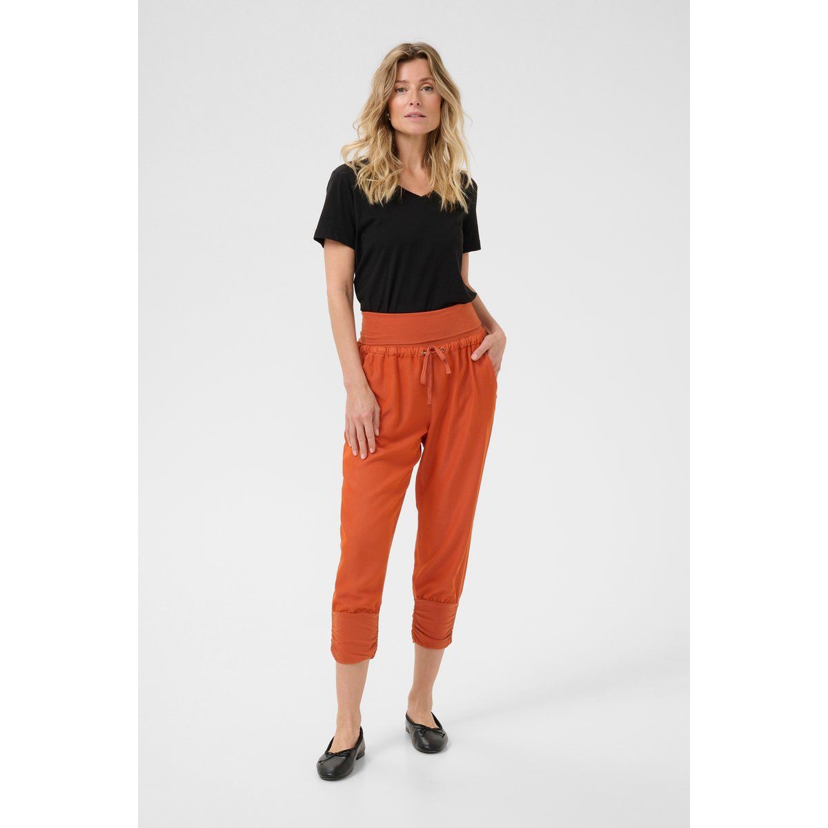 Lässige Cropped-Hose mit Kordelzug
