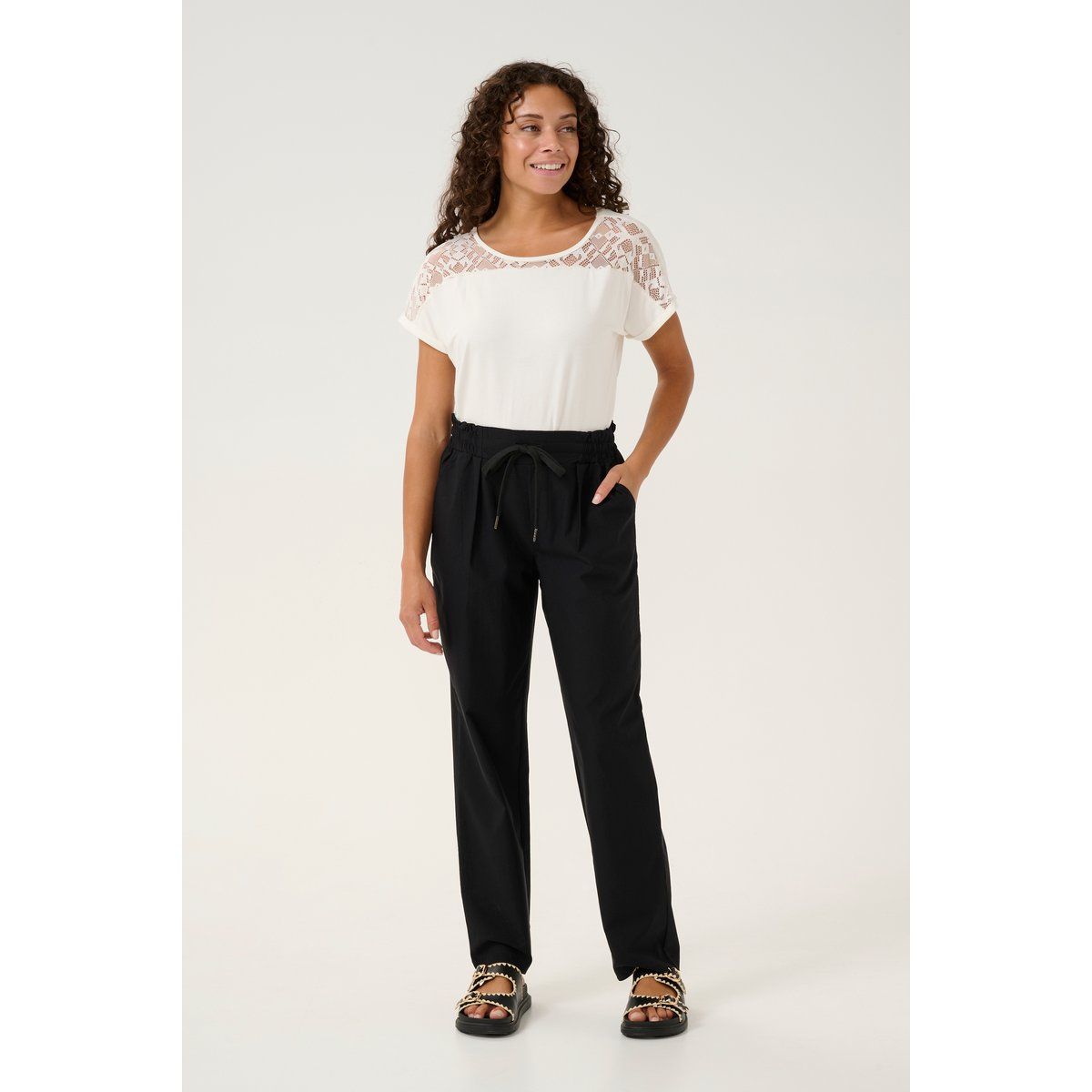 Legere Tunnelzug-Hose mit geradem Bein
