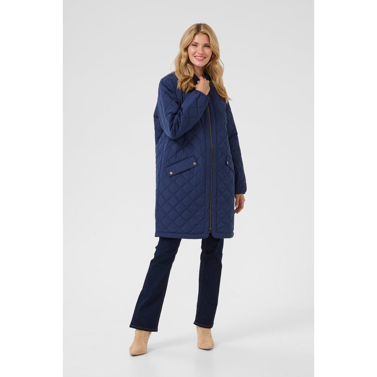 Mittellange Steppjacke mit Rautenmuster