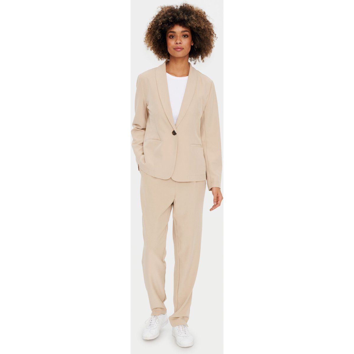 Elegante taillierte Jacke mit Schalkragen
