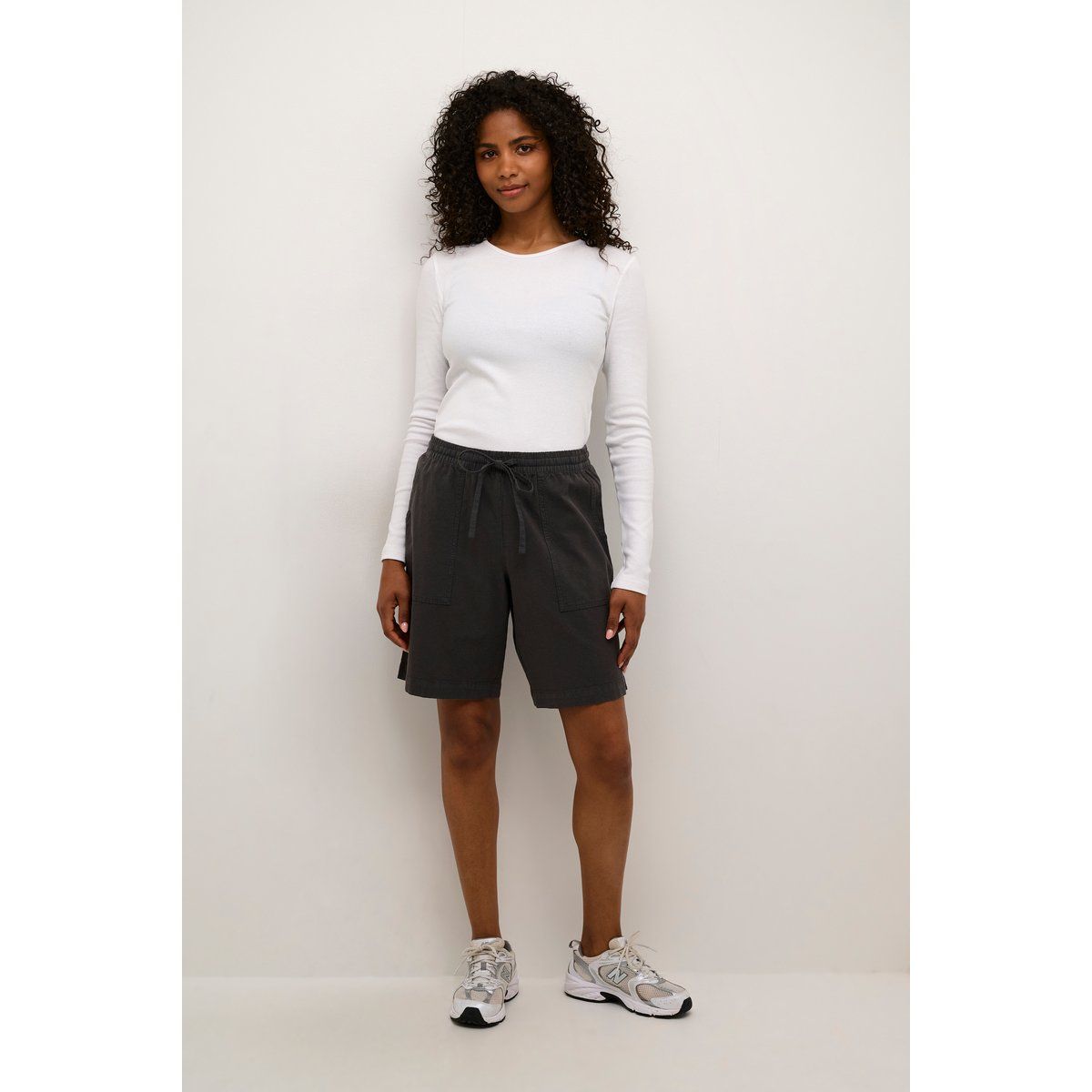 Lässige Baumwoll-Chino-Shorts mit Kordelzug