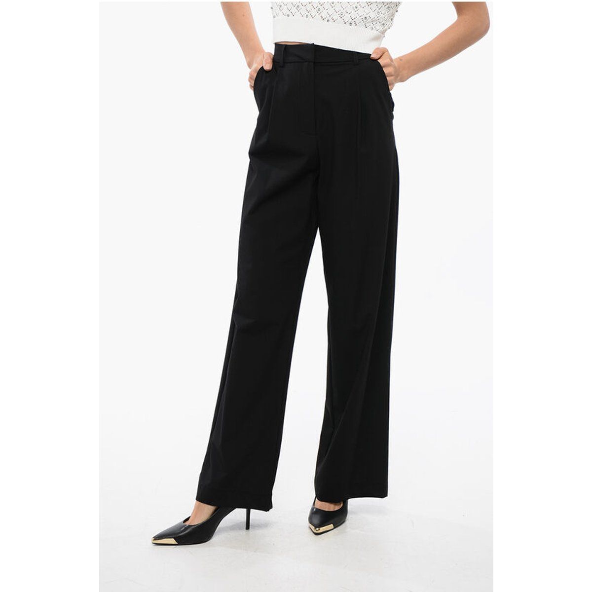 Klassische gerade Hose mit Bügelfalten