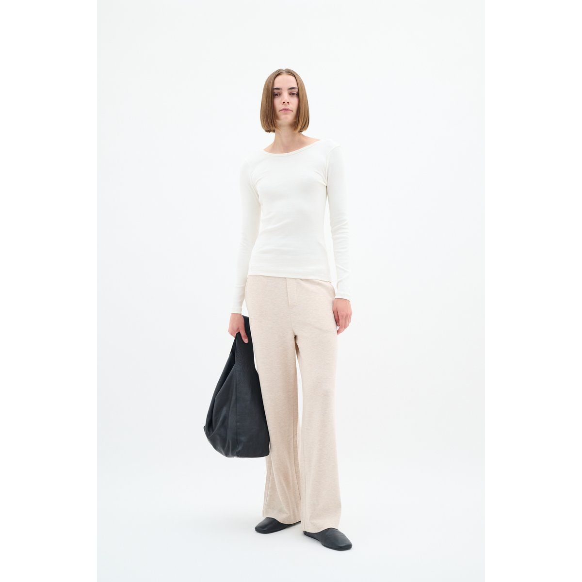 Minimalistisches enges Langarmshirt