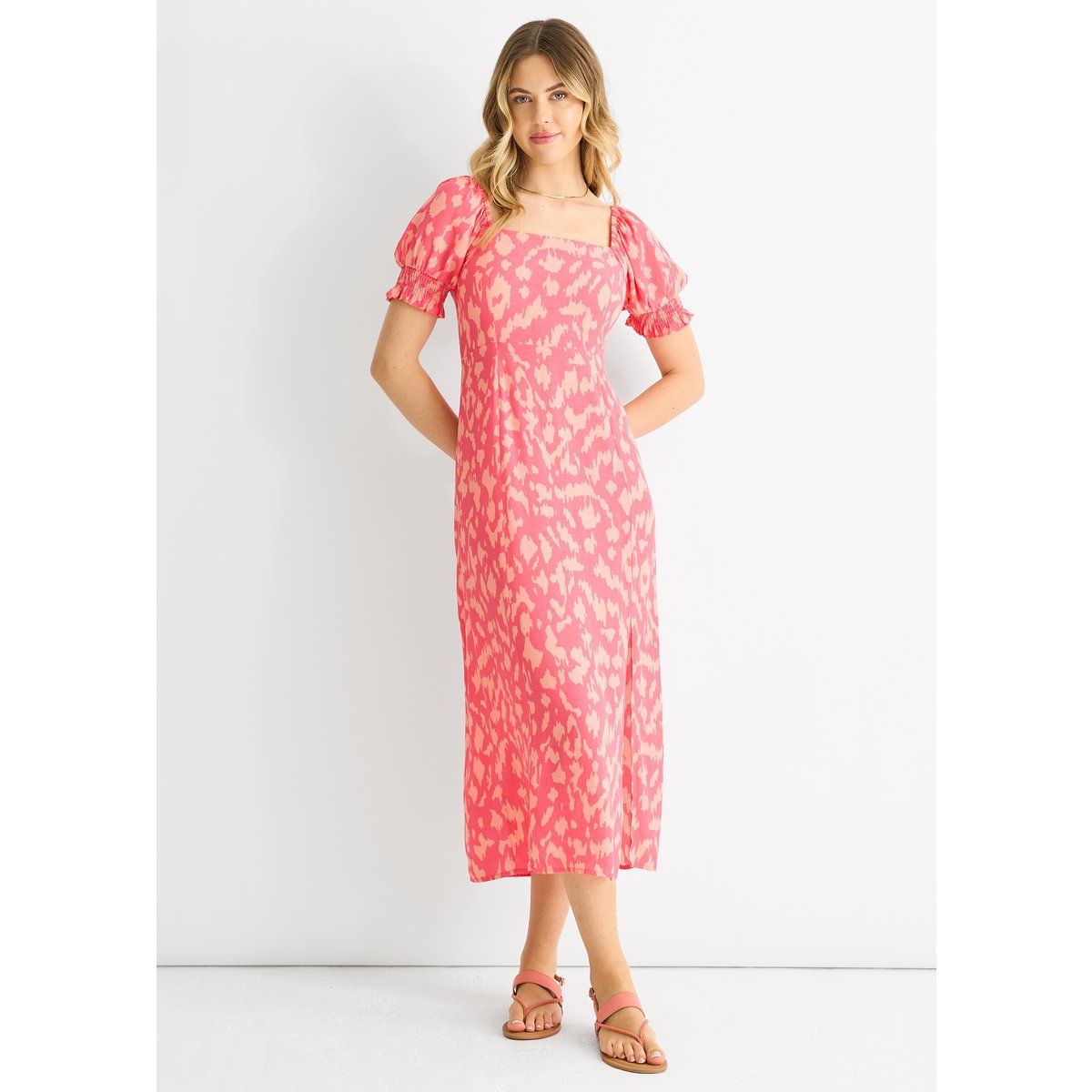 Midi-Kleid mit Karree-Ausschnitt und Tierprint