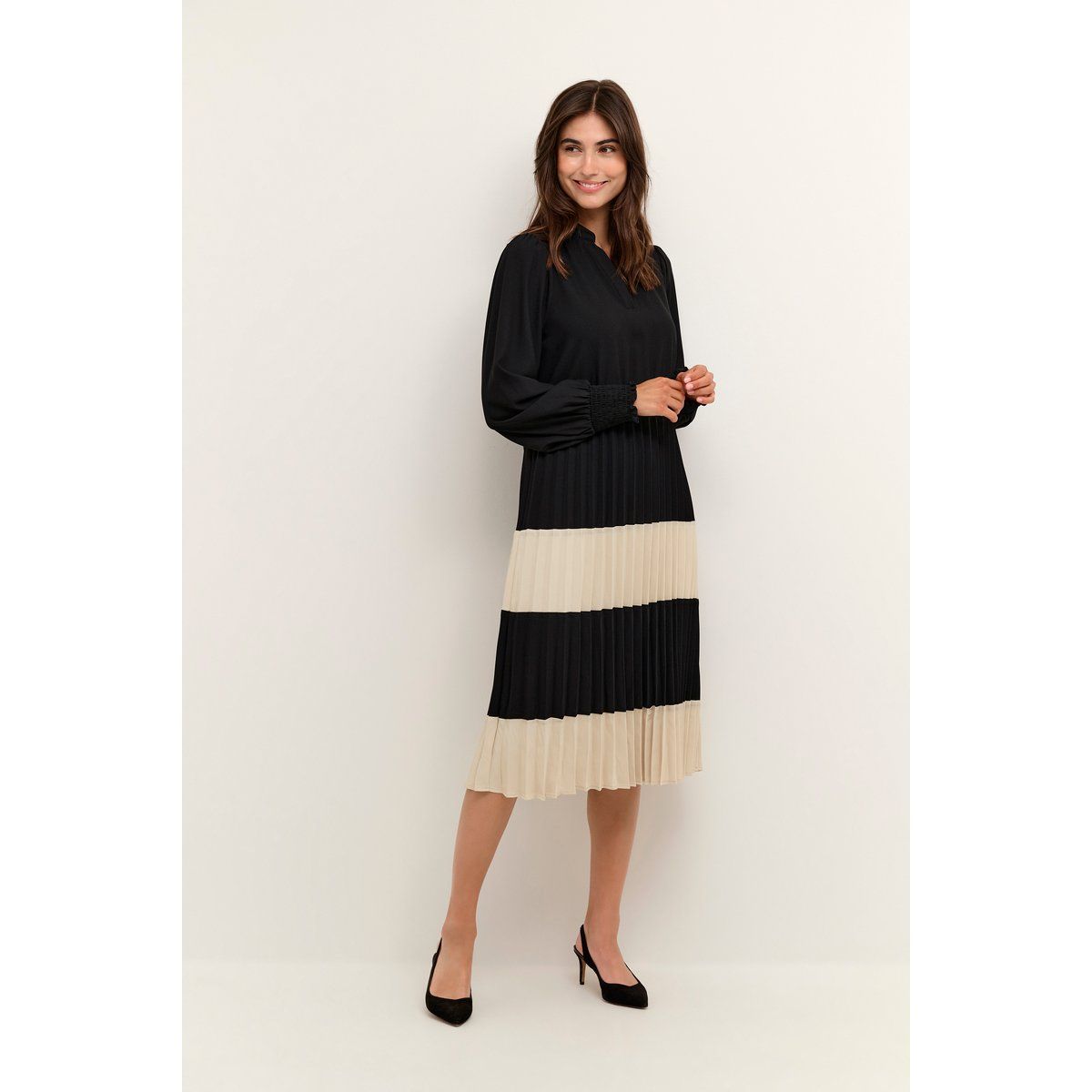 Elegantes Plissee-Midikleid mit Blockstreifen