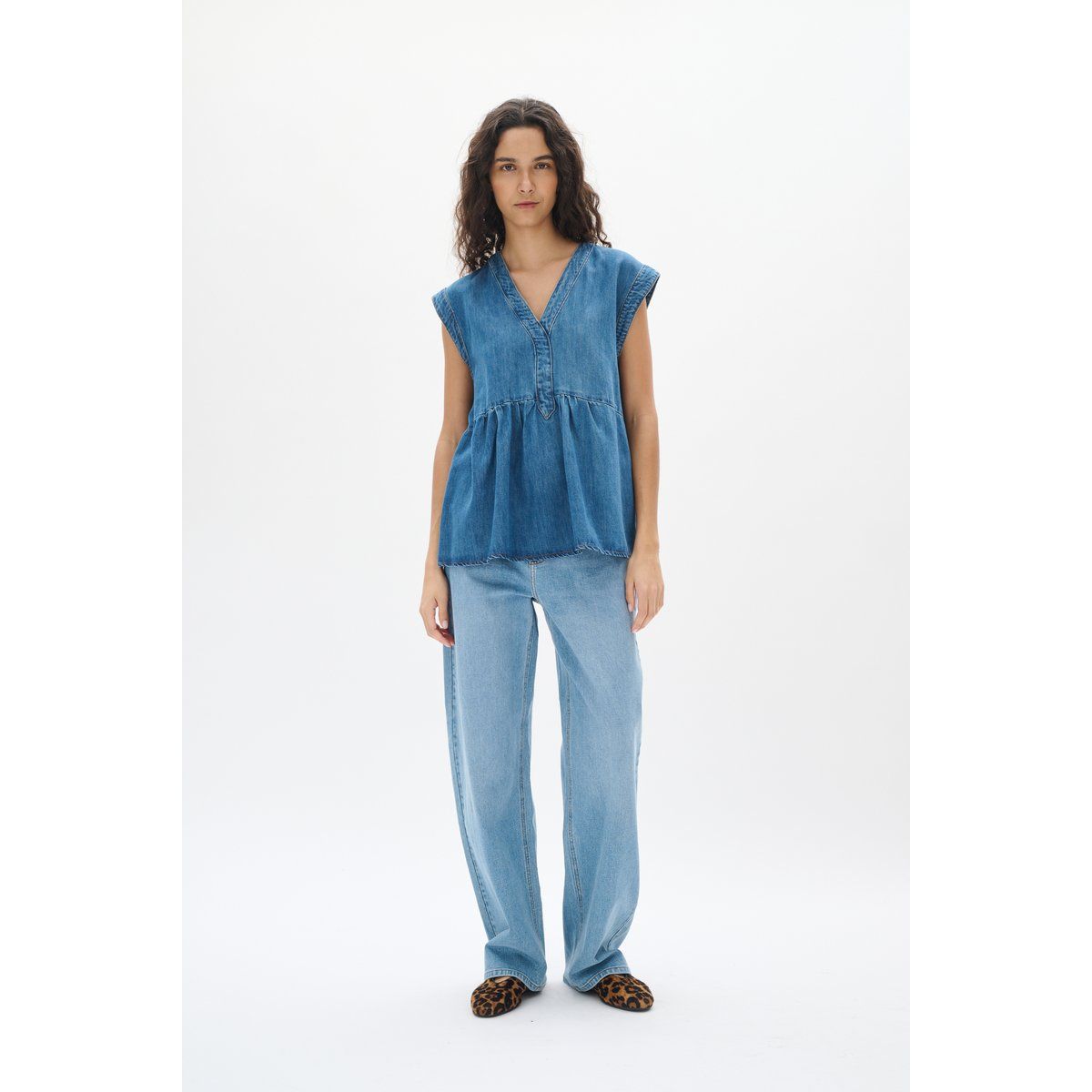 Peplum-Bluse aus Washed Denim