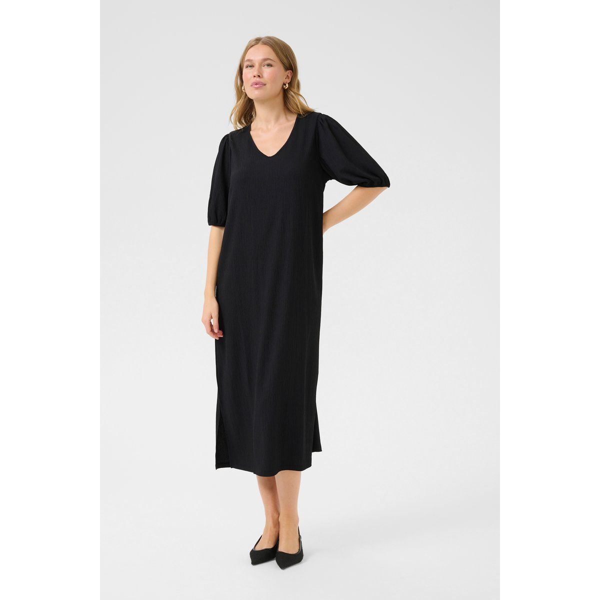 Texturiertes Midikleid mit Puffärmeln