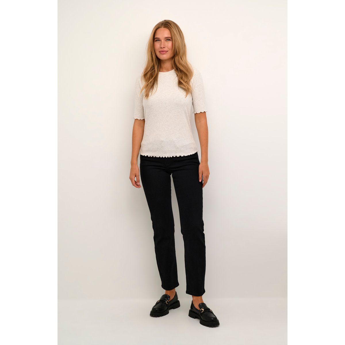 Ripp-T-Shirt mit gewelltem Saum