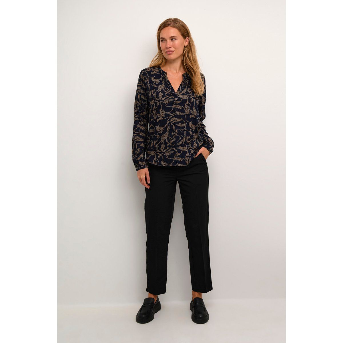 V-Ausschnitt Bluse mit Doodle-Print