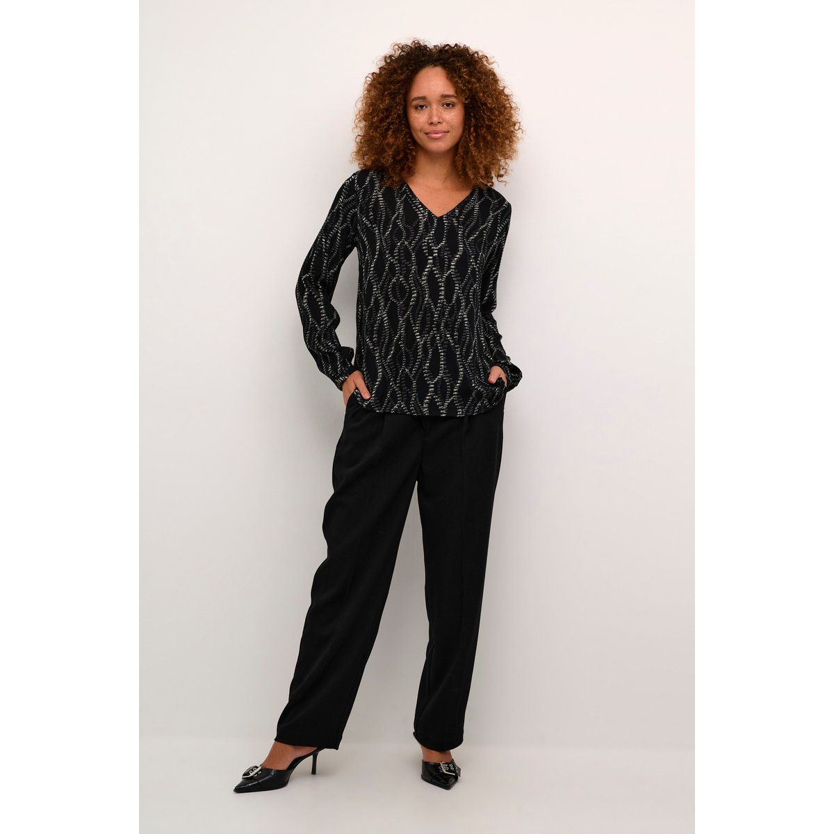 Bluse mit grafischem Muster