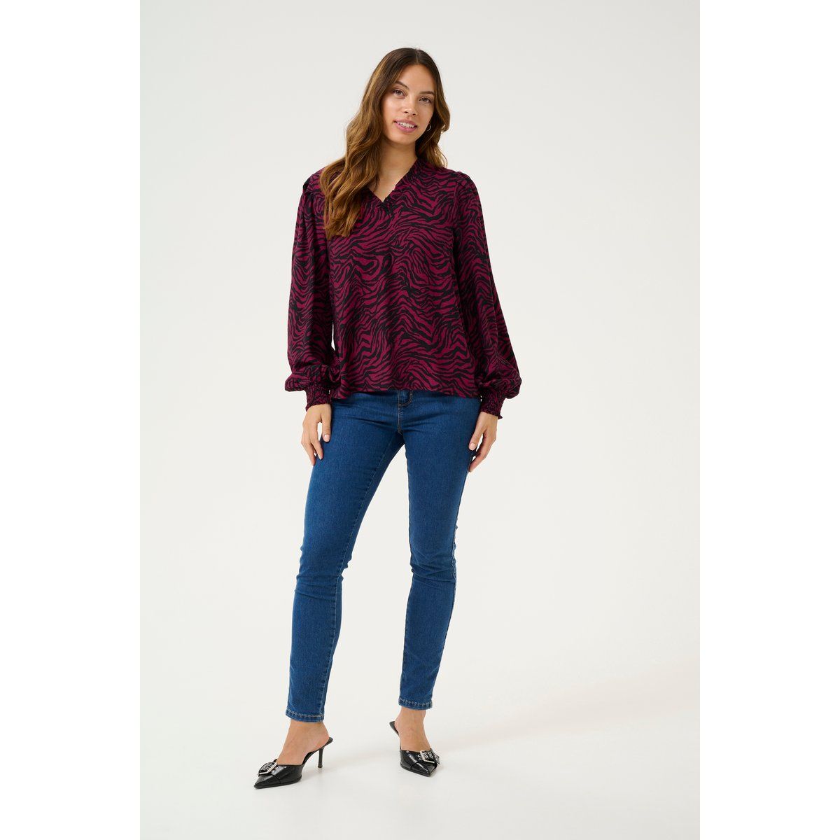 Zebraprint-Bluse mit gesmokten Bündchen