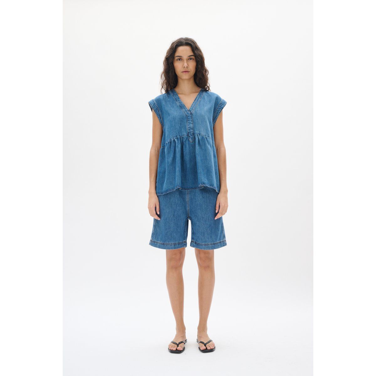 Lockere Shorts aus gewaschenem Denim