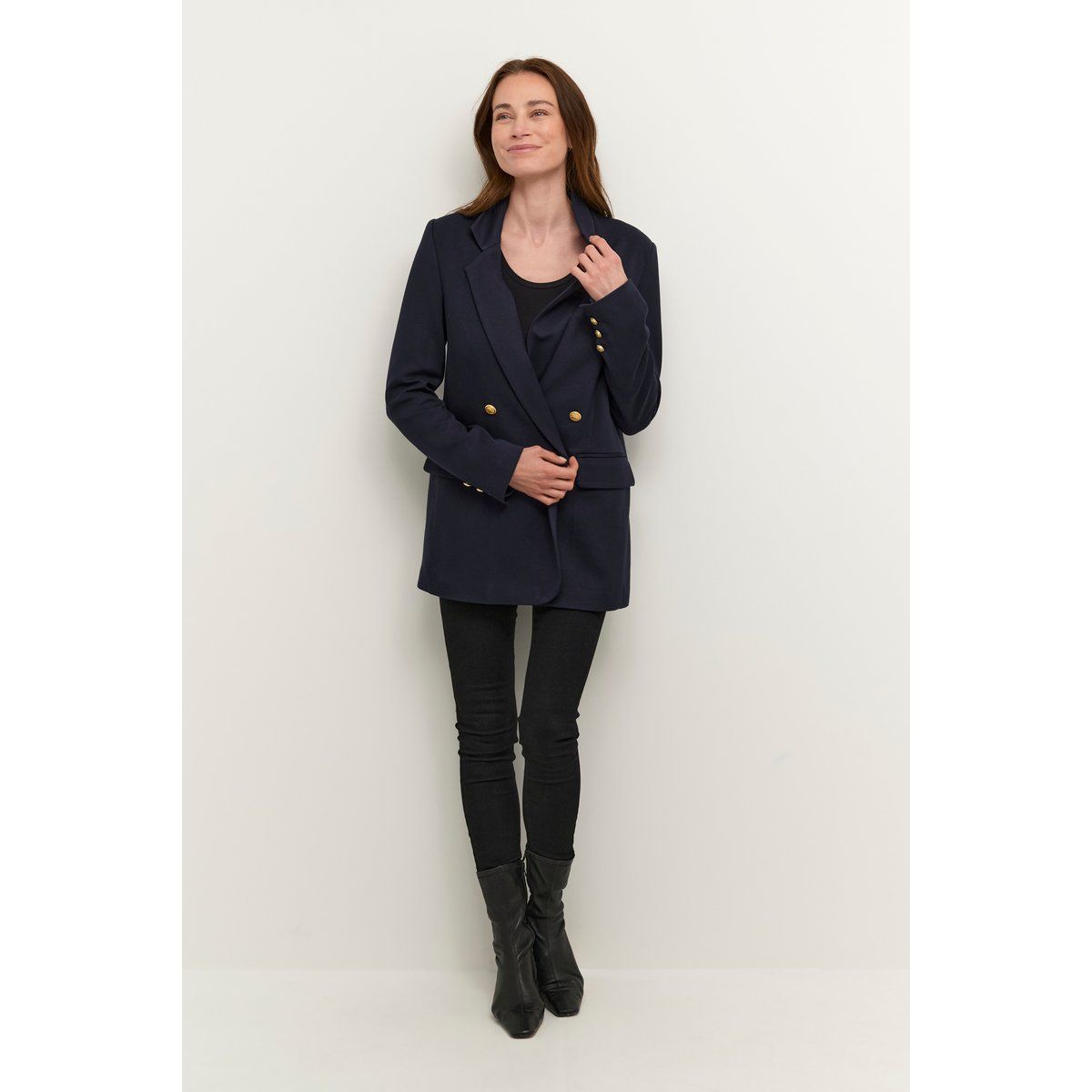 Zweireihiger taillierter Blazer mit Goldknöpfen