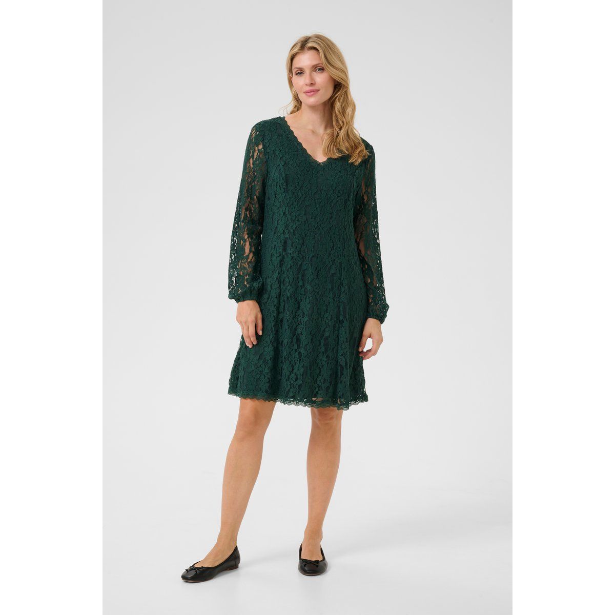 Feminines Spitzenkleid mit V-Ausschnitt