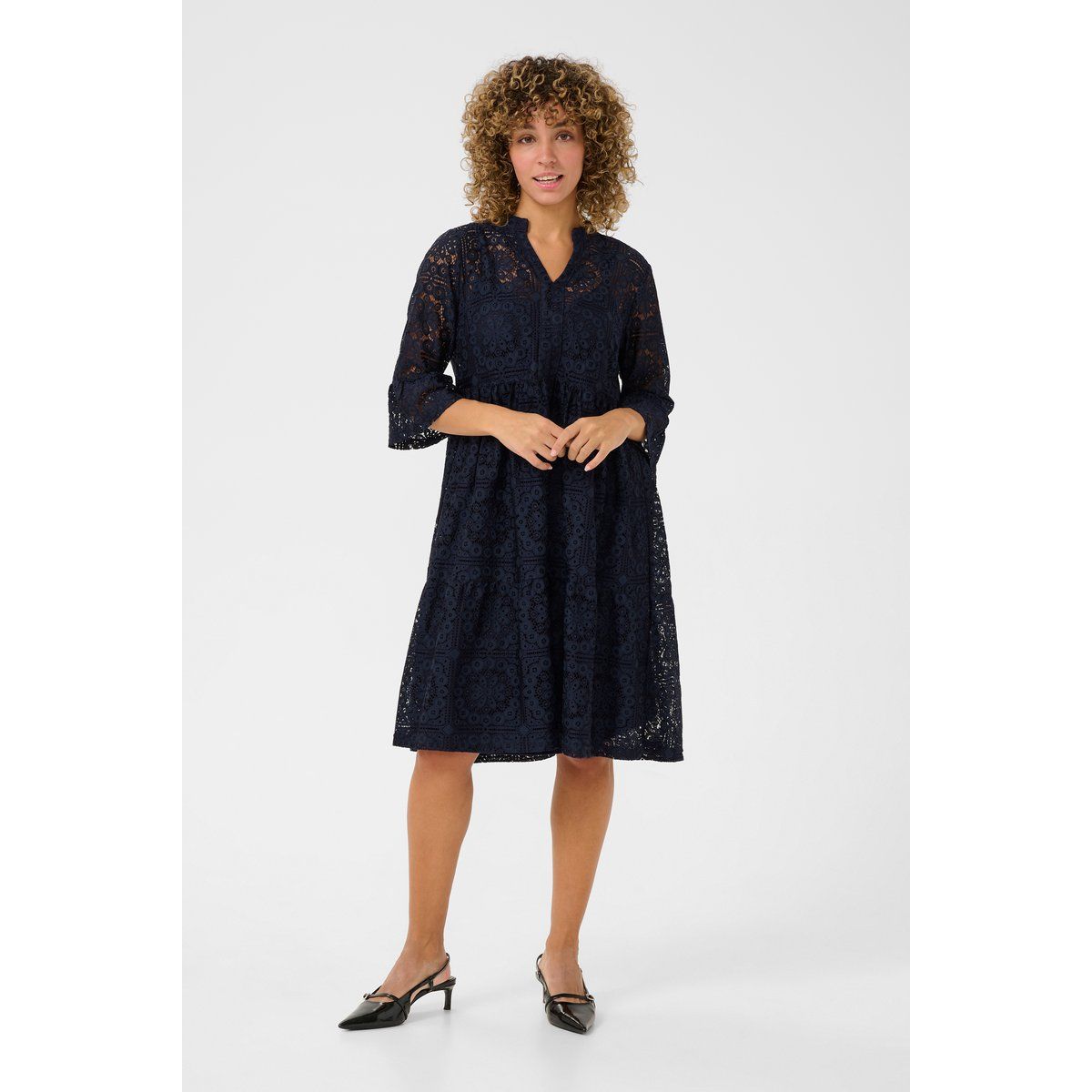 Elegantes A-Linien-Kleid aus Spitze