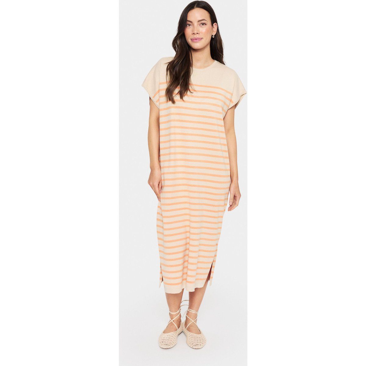 Gestreiftes Strick-Midikleid in lockerer Passform