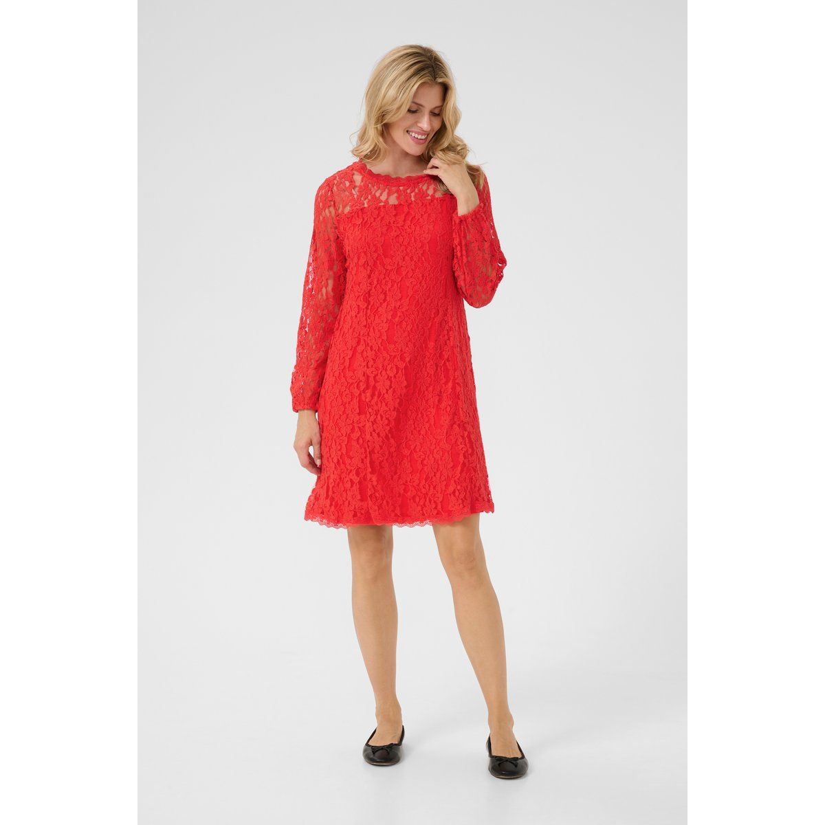 Feminines Spitzenkleid in Etuiform