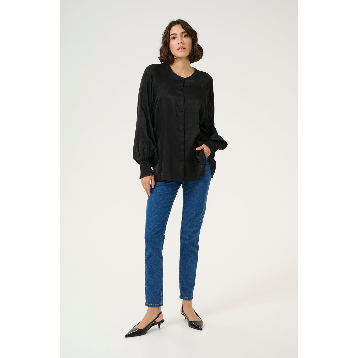 Hemdbluse mit weiten Ballonärmeln