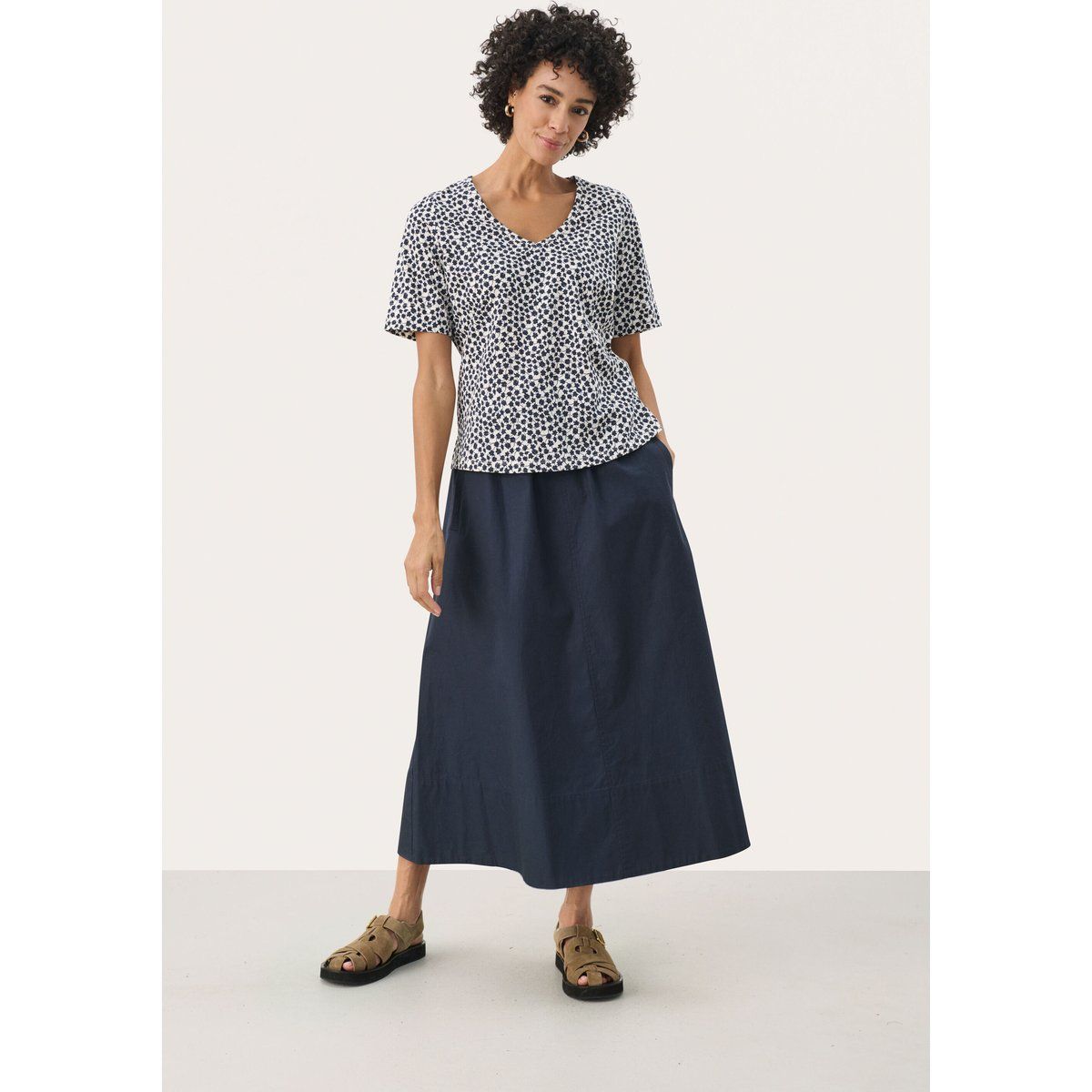 T-Shirt mit feinem Blumengitter-Muster