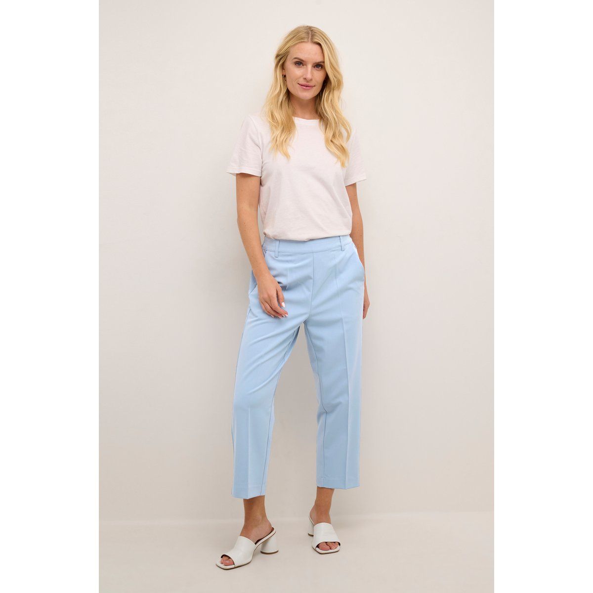 Taillierte High-Waist Hose in Knöchellänge