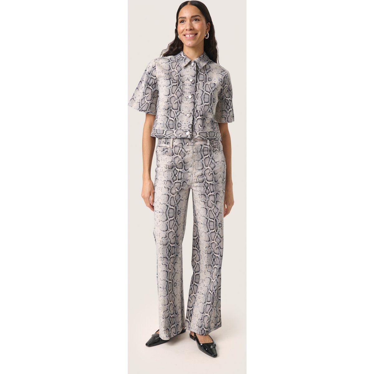 Gerade Stoffhose mit Schlangenmuster