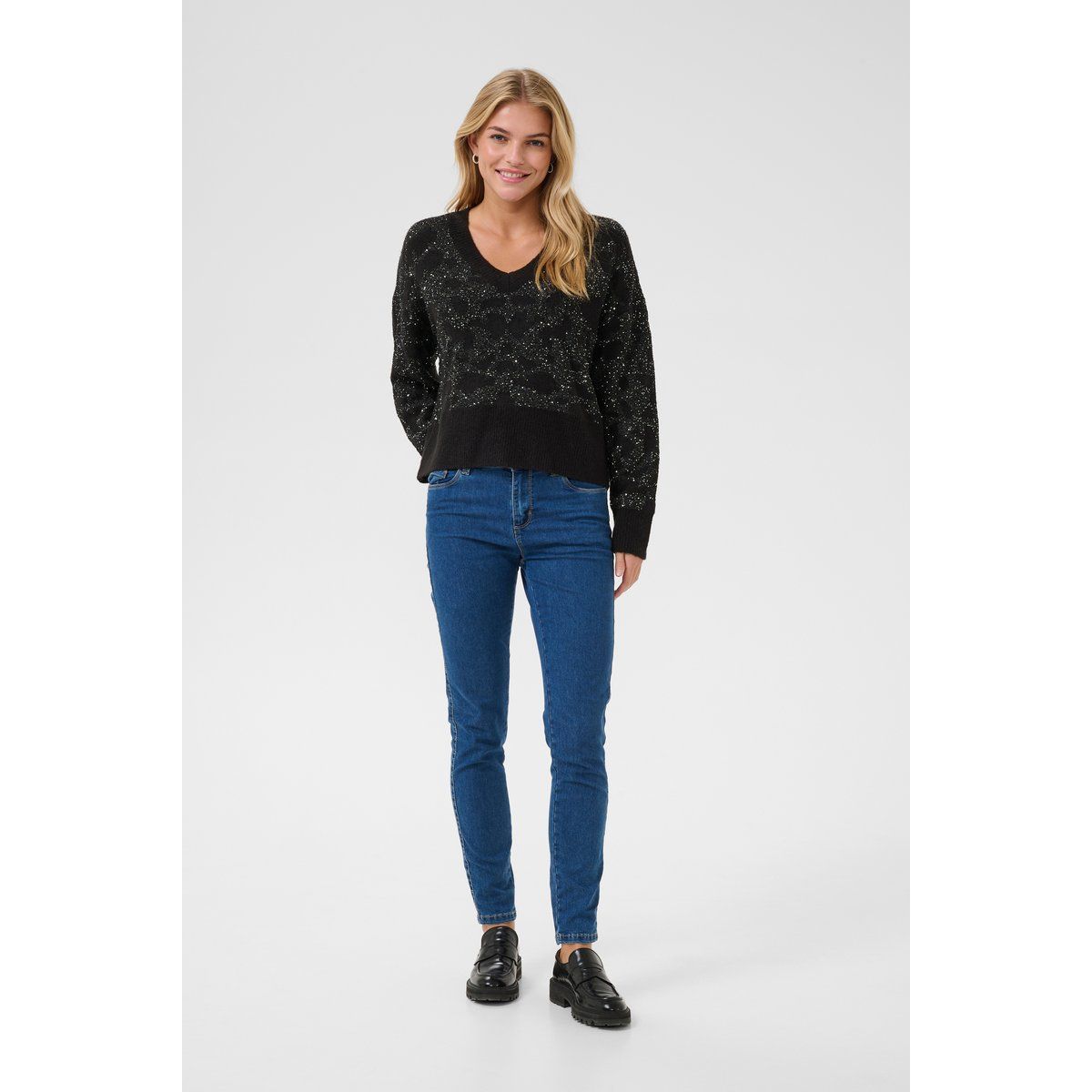 Funkelnder Oversize-Pullover mit V-Ausschnitt