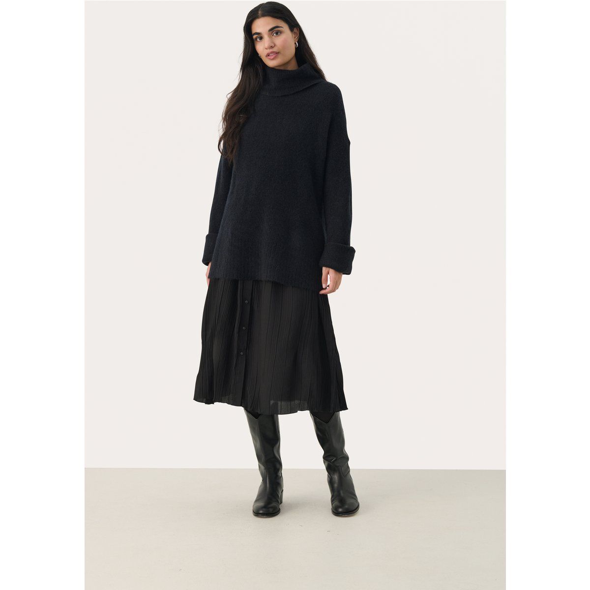 Oversize-Rollkragenpullover aus Strick