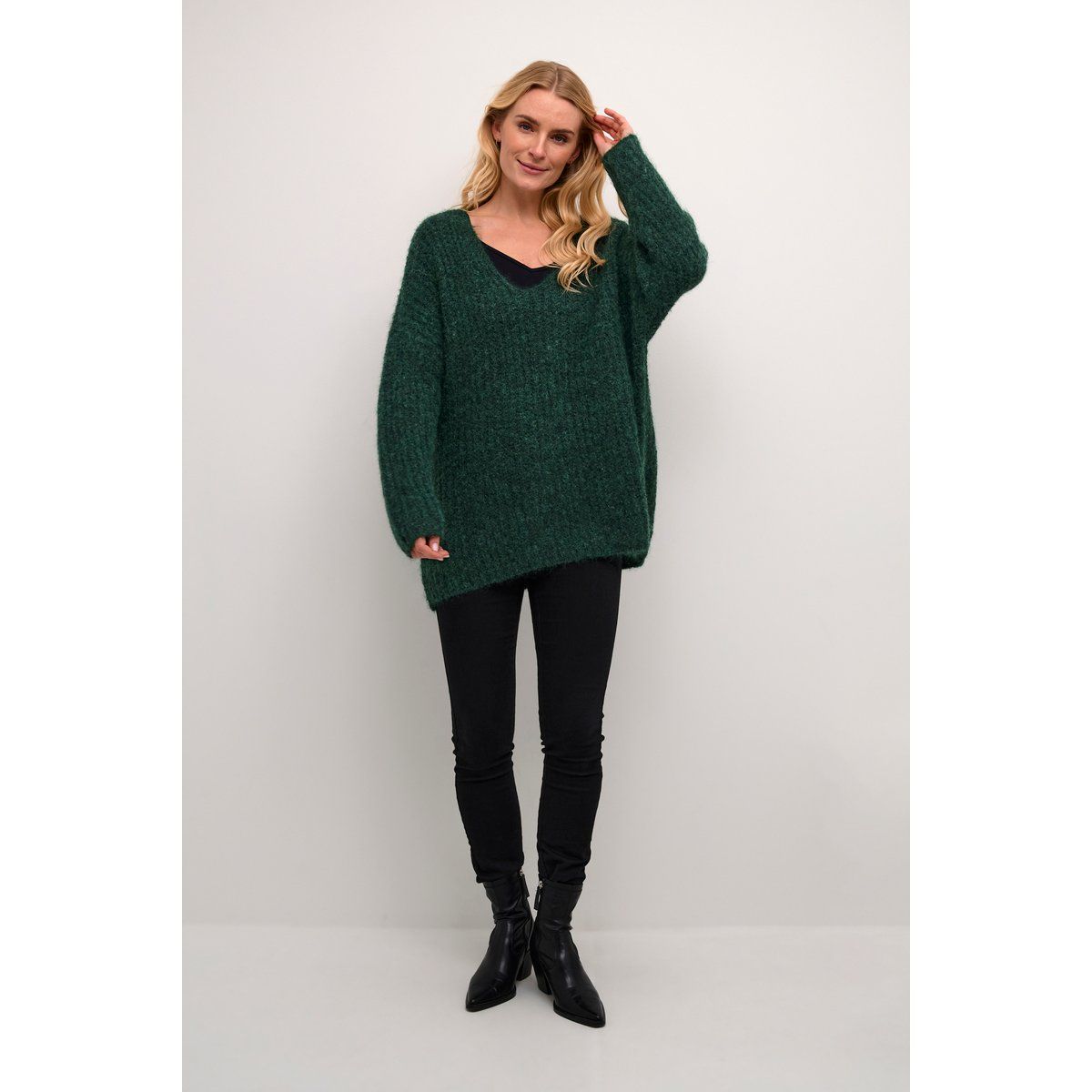 Oversized Strickpullover mit V-Ausschnitt
