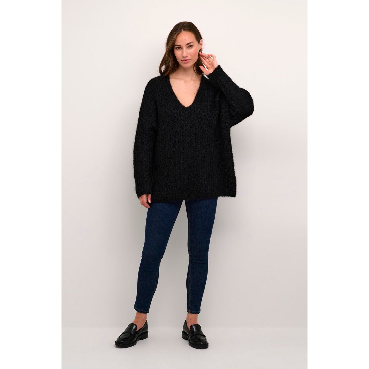 Oversize-Strickpullover mit V-Ausschnitt