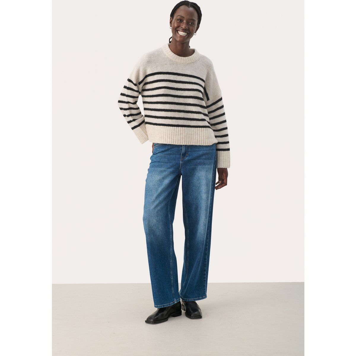 Gestreifter Wollmix-Strickpullover
