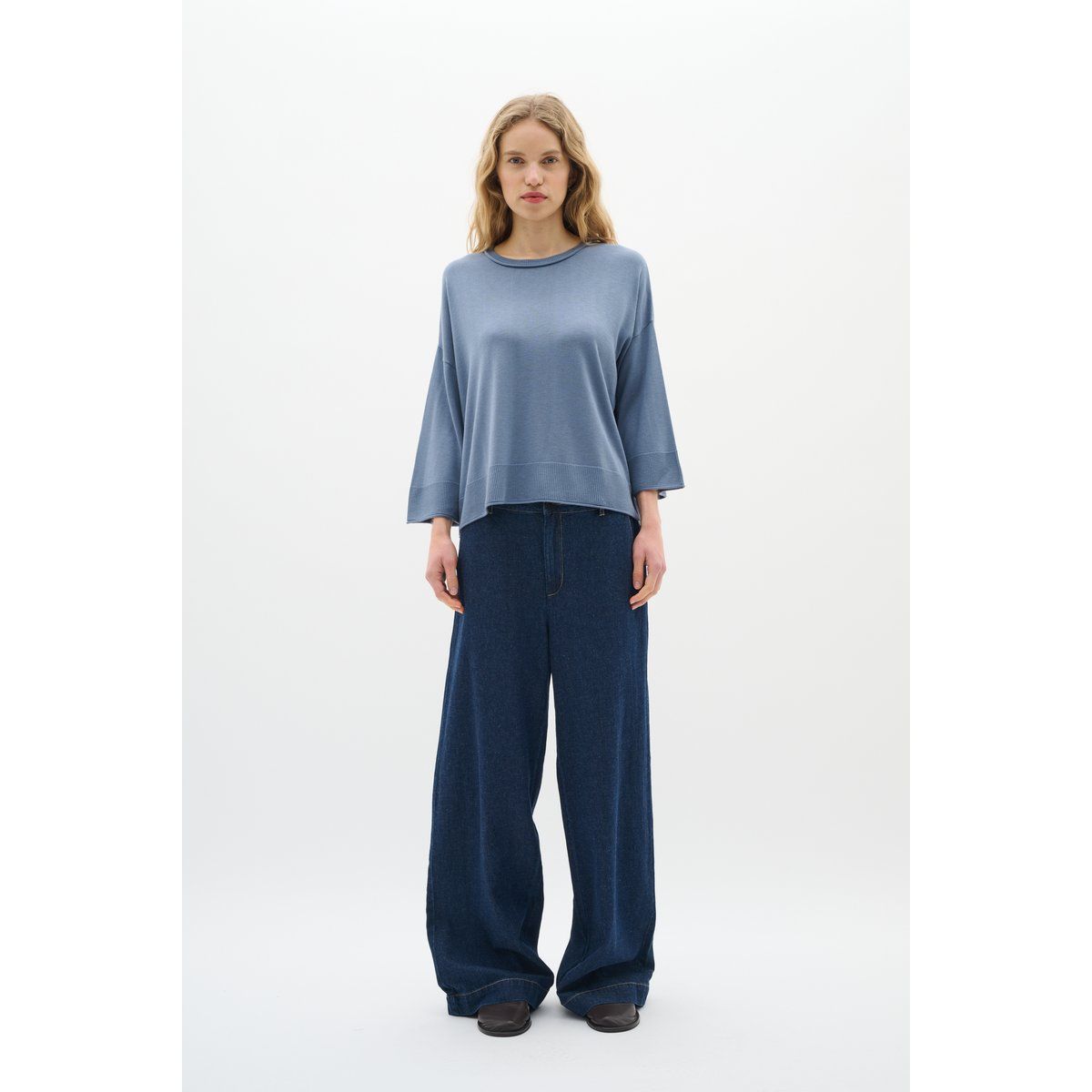 Lockerer Strickpullover mit weiten Ärmeln