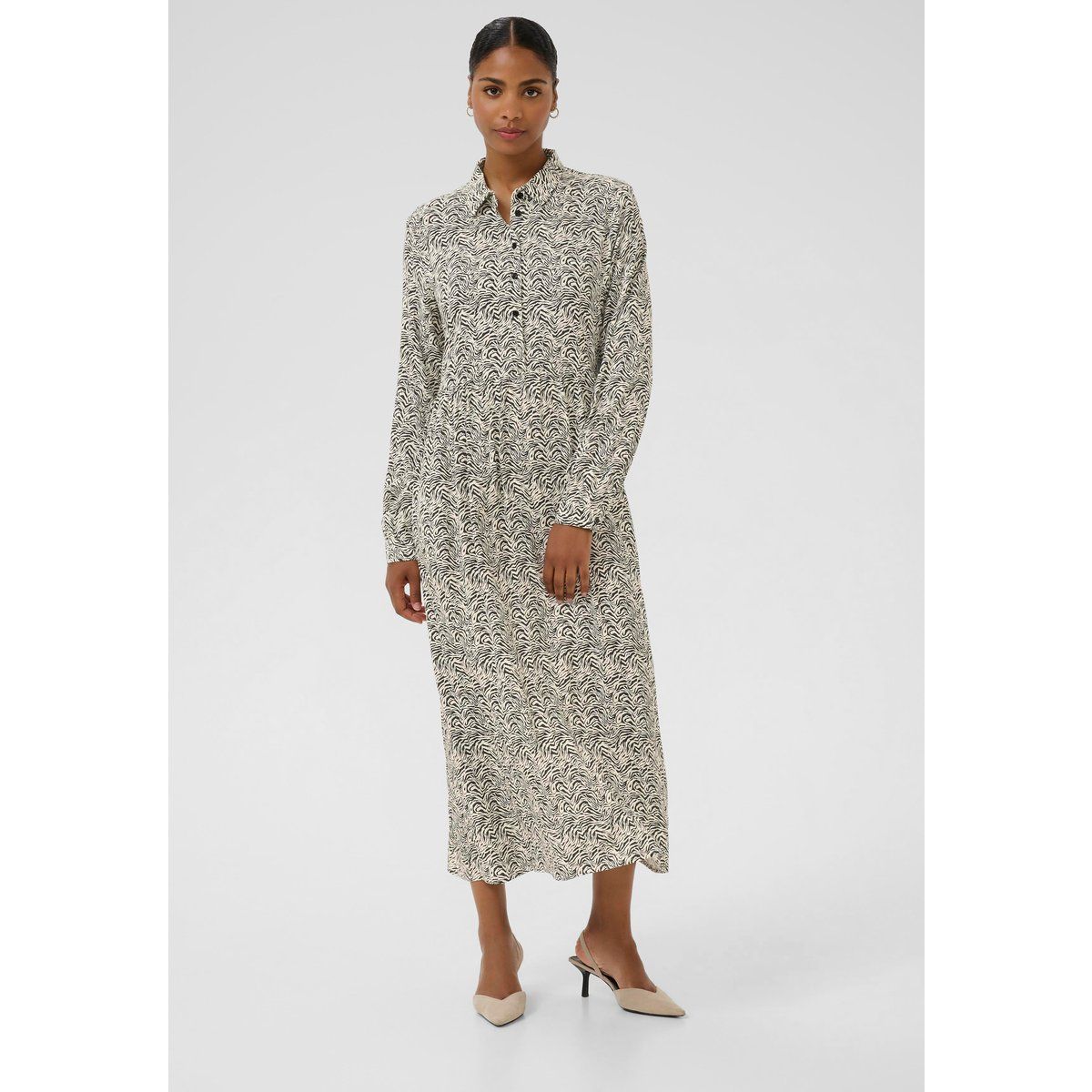 Hemdblusenkleid mit abstraktem Tiermuster