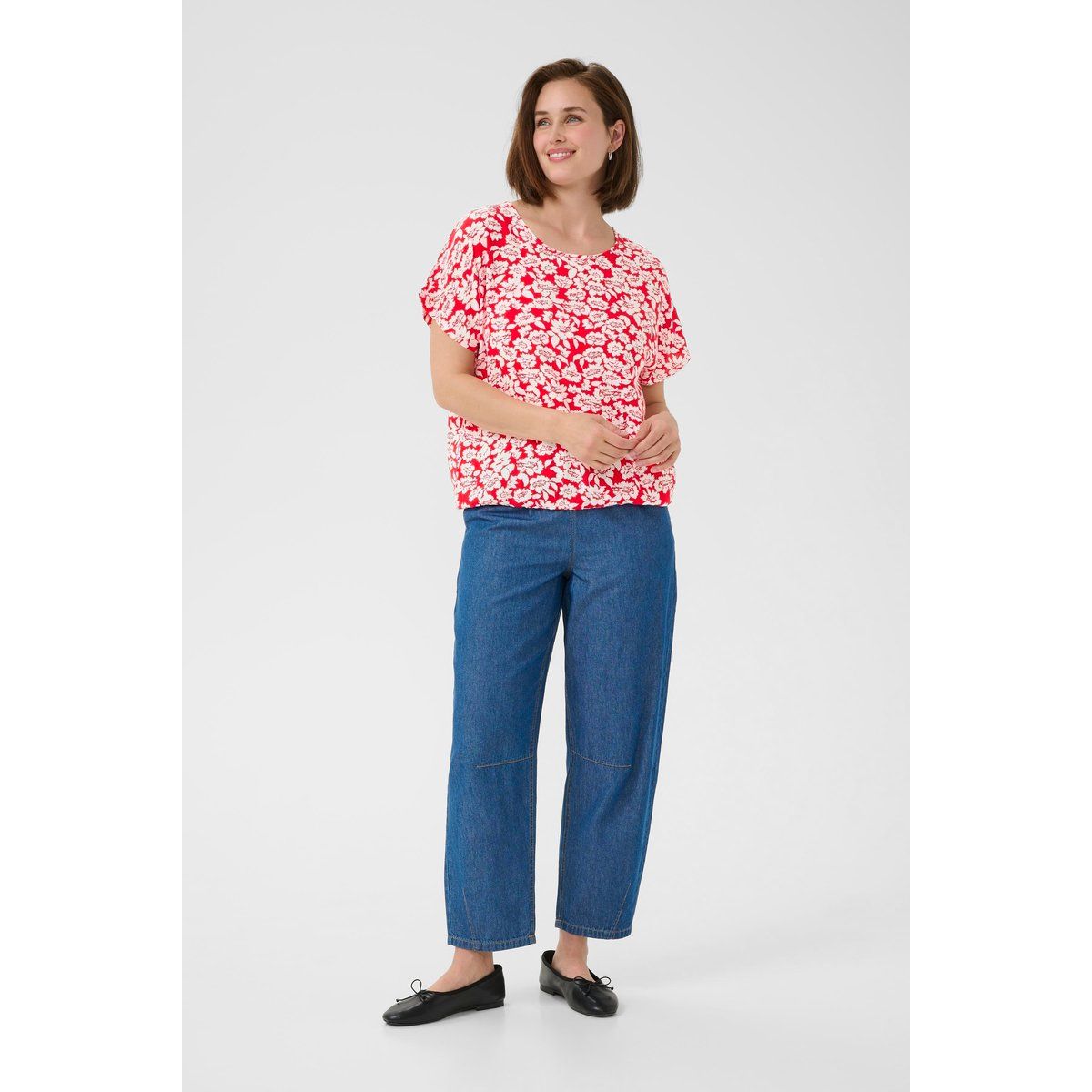 Lockere Sommerbluse mit floralem Muster