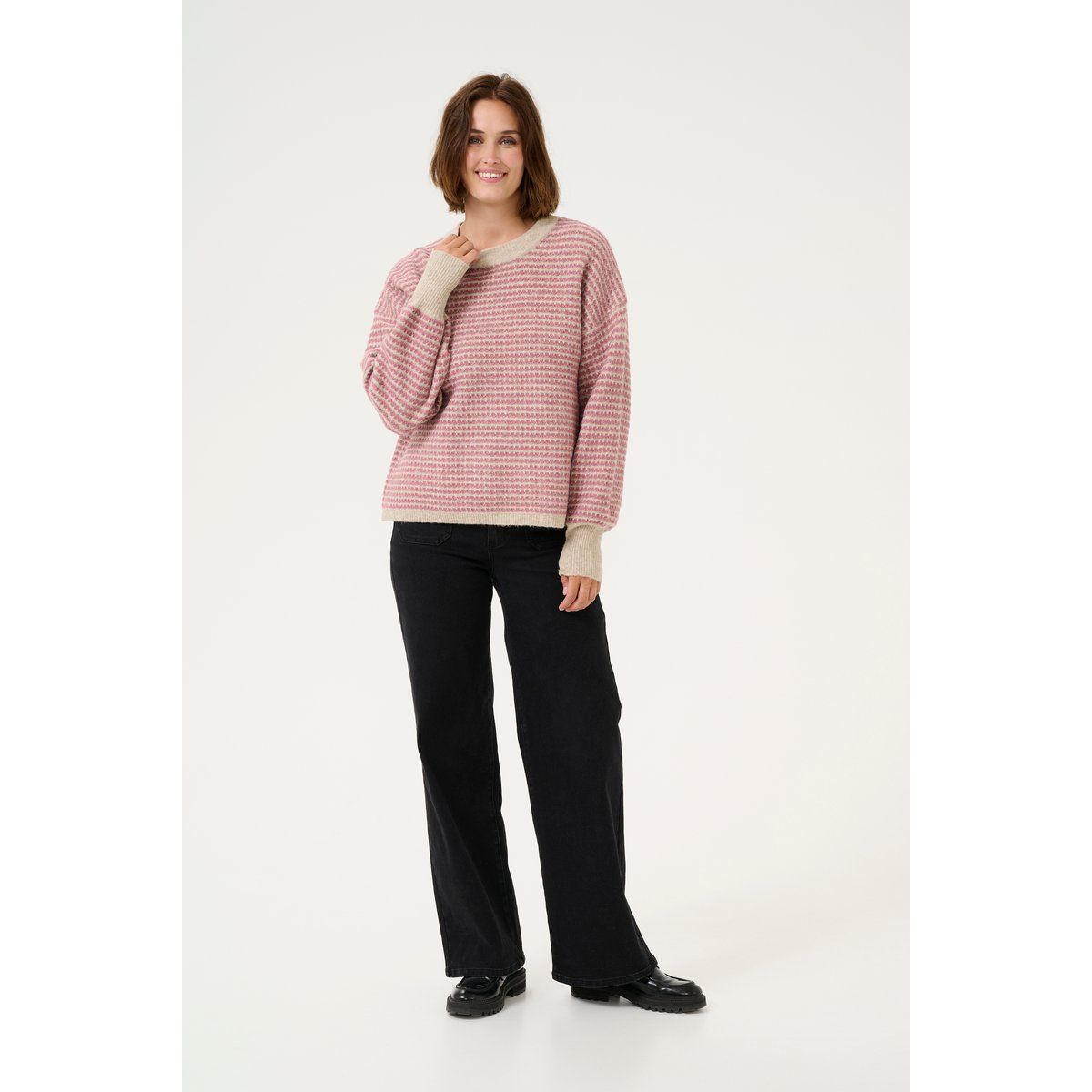 Gestreifter Strickpullover in weiter Passform