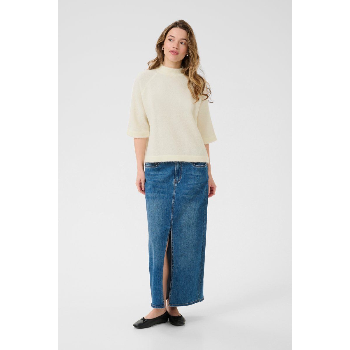 Lockerer Strickpullover mit Stehkragen