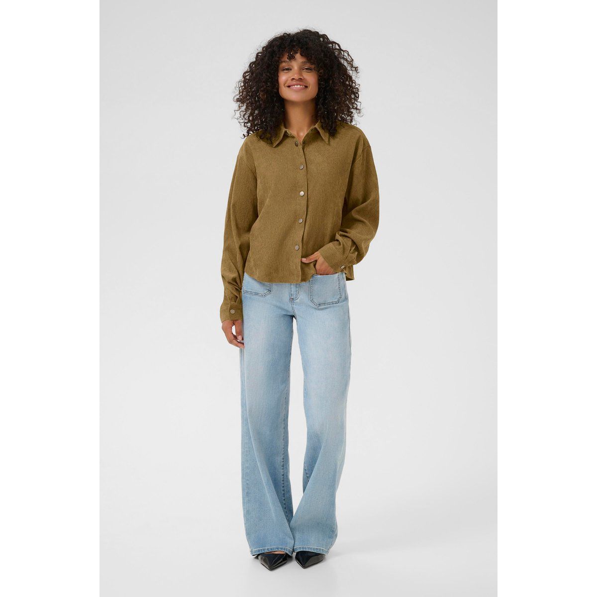 Strukturiertes Cord-Overshirt mit Druckknöpfen