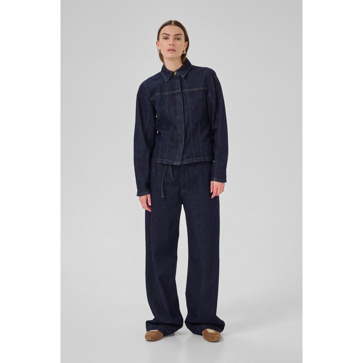 Klassische Jeansjacke im Regular Fit