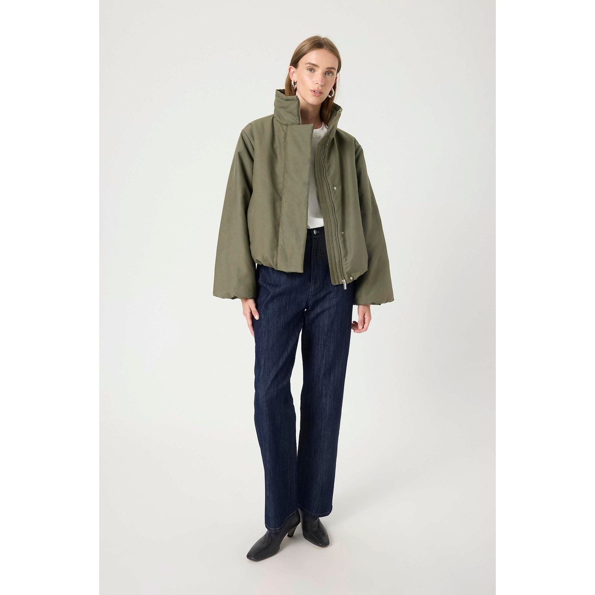 Oversized Steppjacke mit hohem Stehkragen