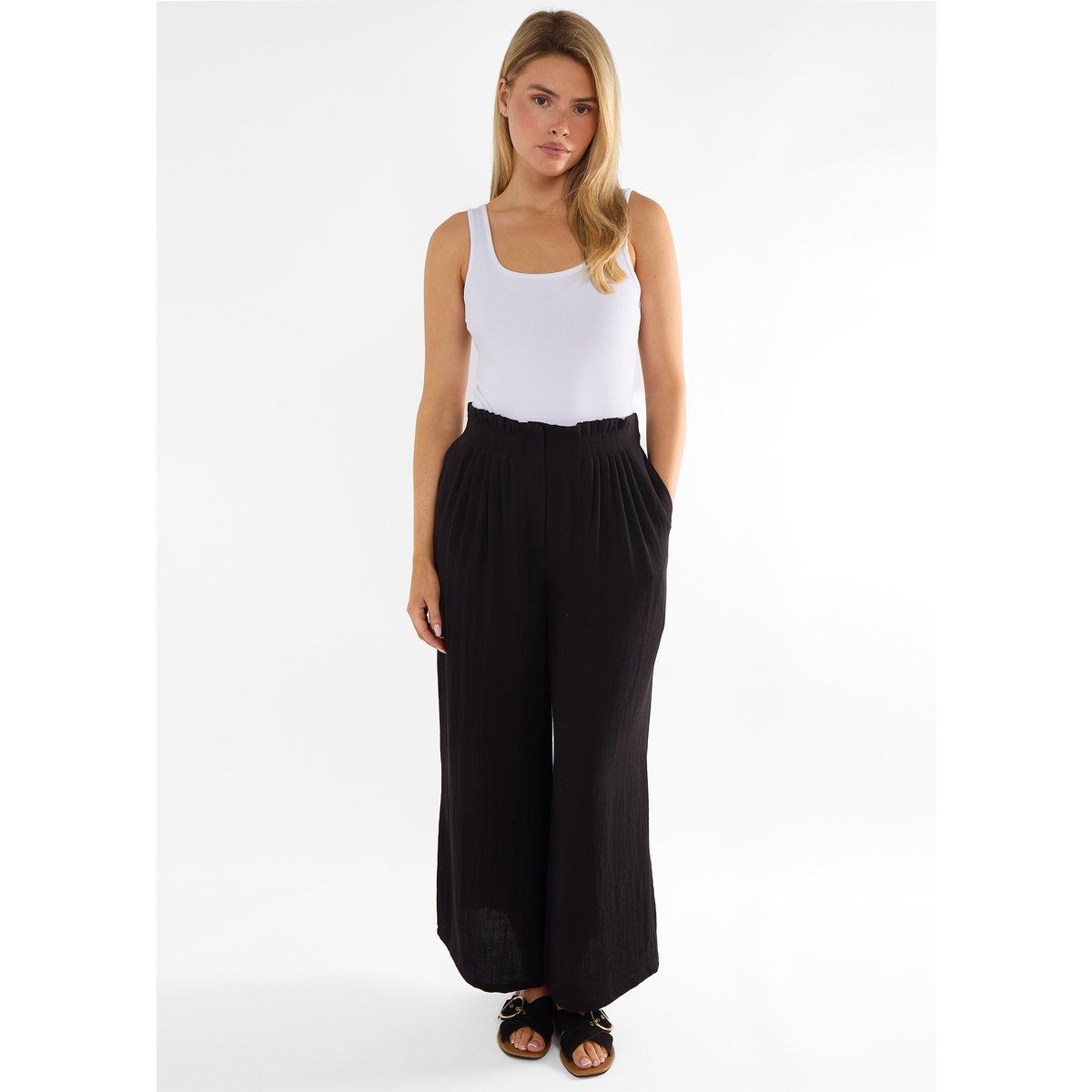 Weite Paperbag-Hose mit hoher Taille