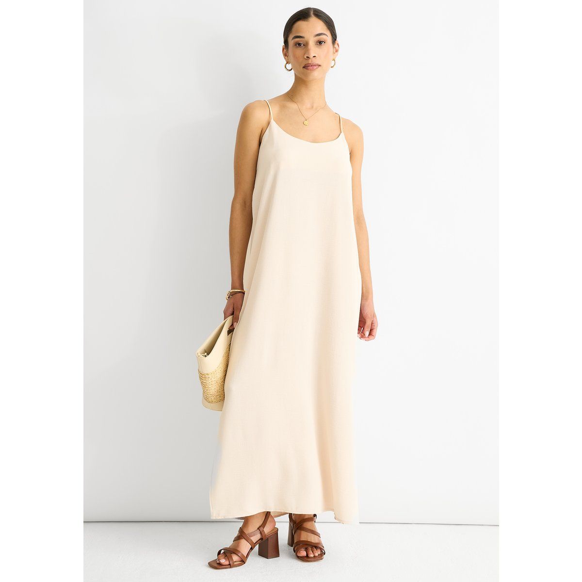 Luftiges Maxikleid mit Kreuzrücken