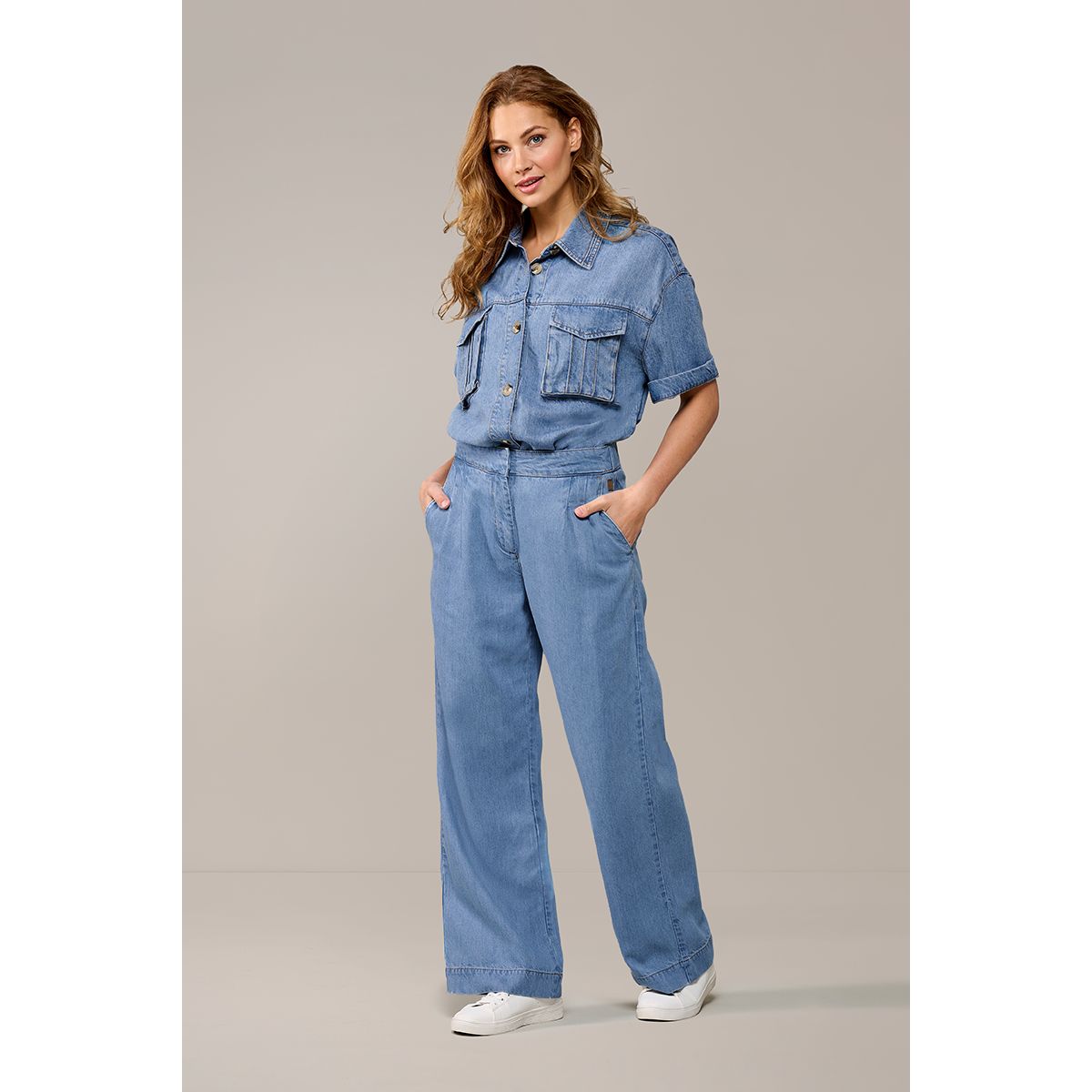 Oversize-Kurzarmbluse aus Denim