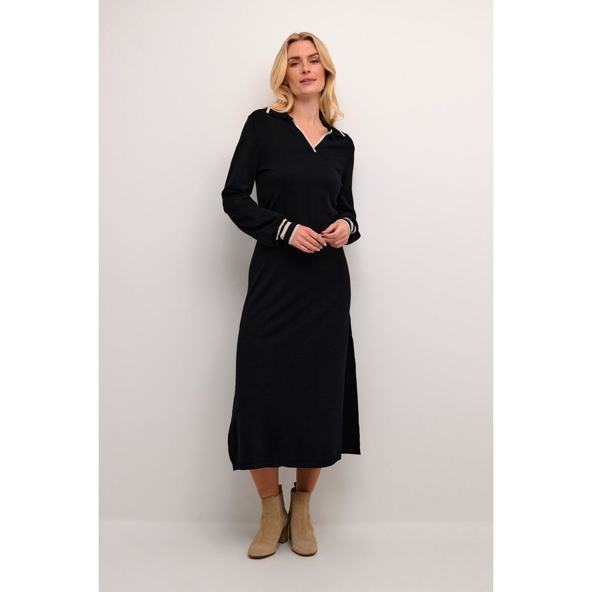 Strick-Midikleid mit Kragen