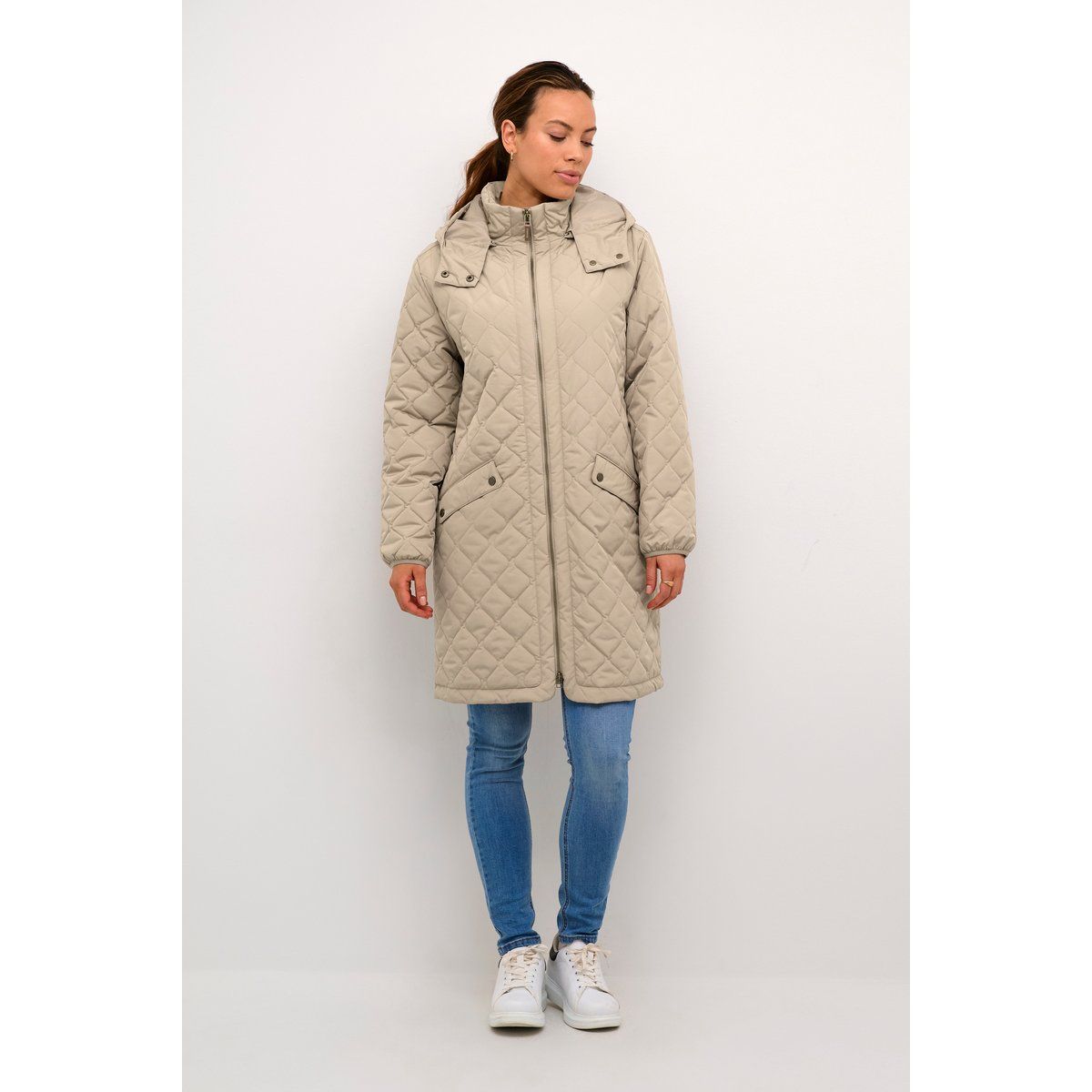 Mittellanger Parka mit Rautensteppung