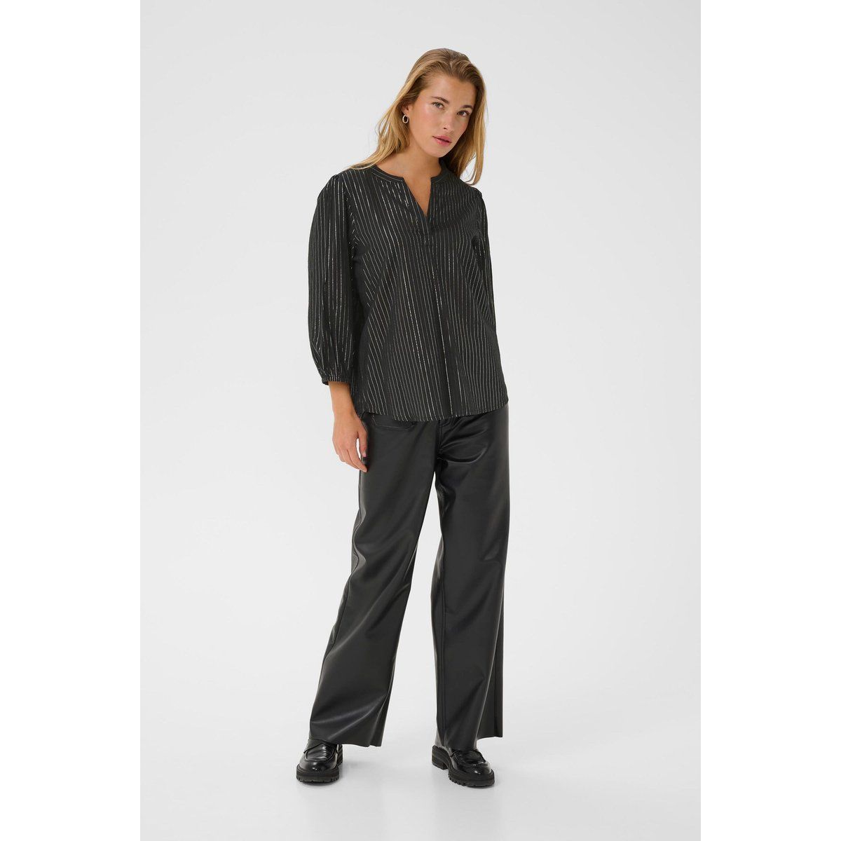 Gestreifte Metallic-Bluse mit V-Ausschnitt