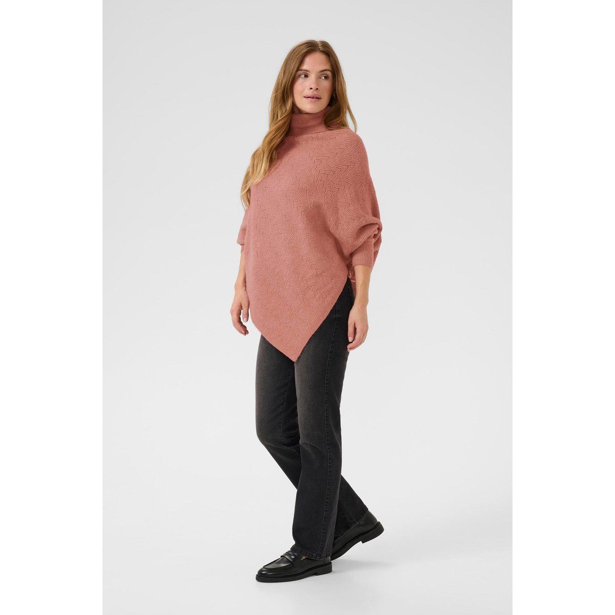 Strukturierter asymmetrischer Rollkragen-Poncho