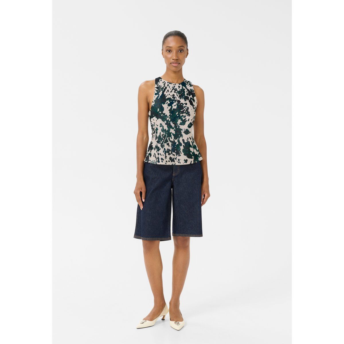 Ärmellose Bluse mit abstraktem Muster