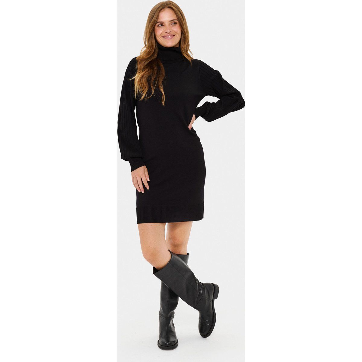 Strickkleid mit Rollkragen und Rippenmuster